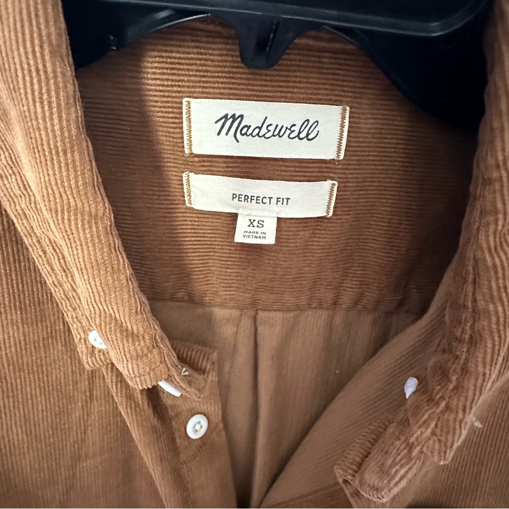 WOMENs corduroy button-down